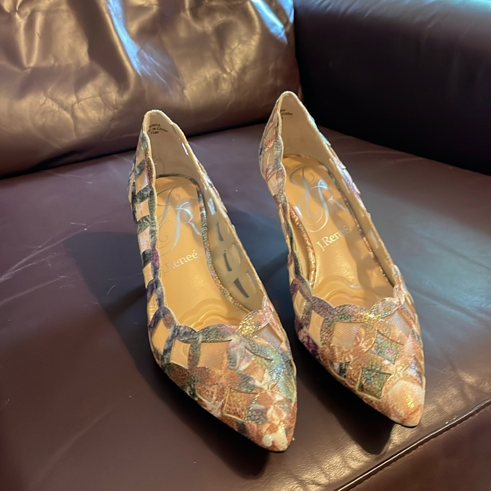J. Renee Gold and multi color floral pattern. Size 7.5